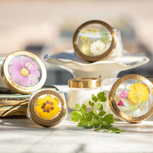 Load image into Gallery viewer, Rosy Rings - Lemon Blossom & Lychee Medium Pressed Floral Candle