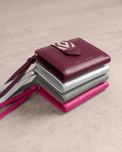 Load image into Gallery viewer, Hallie Wallet - Cherry