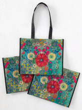 Load image into Gallery viewer, Large Tote - Bay Folk Flower