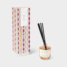 Load image into Gallery viewer, Sentiment Reed Diffuser 'Festive' - Cinnamon And Nutmeg Chai