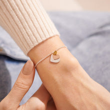 Load image into Gallery viewer, Florence Graduating Hearts Bracelet With Silver, Rose Gold and Yellow Gold Hearts Charms