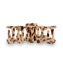 Load image into Gallery viewer, Classic Blonde Tortoise Large Claw Hair Clip