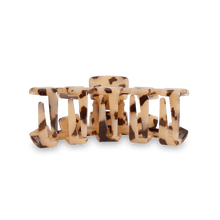 Load image into Gallery viewer, Classic Blonde Tortoise Medium Claw Hair Clip