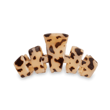 Load image into Gallery viewer, Classic Blonde Tortoise Medium Claw Hair Clip