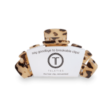 Load image into Gallery viewer, Classic Blonde Tortoise Medium Claw Hair Clip