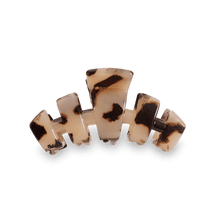 Load image into Gallery viewer, Classic Blonde Tortoise Small Claw Hair Clip