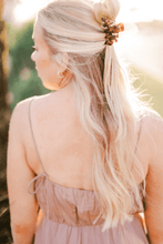 Load image into Gallery viewer, Classic Tortoise Small Claw Hair Clip