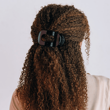 Load image into Gallery viewer, Jet Black Medium Flat Round Hair Clip