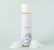 Load image into Gallery viewer, This Bunny Loves You Gift Set - Hand Cream and Body Wash