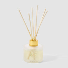Load image into Gallery viewer, Pop Fizz Clink Reed Diffuser - Sweet Papaya and Hibiscus Flower