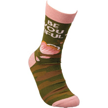 Load image into Gallery viewer, Socks - Be You Tiful Camo
