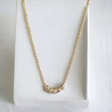 Load image into Gallery viewer, Luna Arc Necklace - Gold
