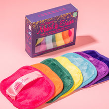 Load image into Gallery viewer, Holidaze 7-Day Set of MakeUp Erasers

