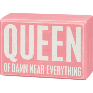 Box Sign & Sock Set - Queen Of Near Everything