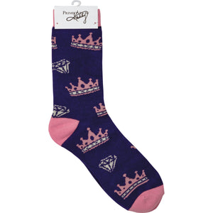 Box Sign & Sock Set - Queen Of Near Everything