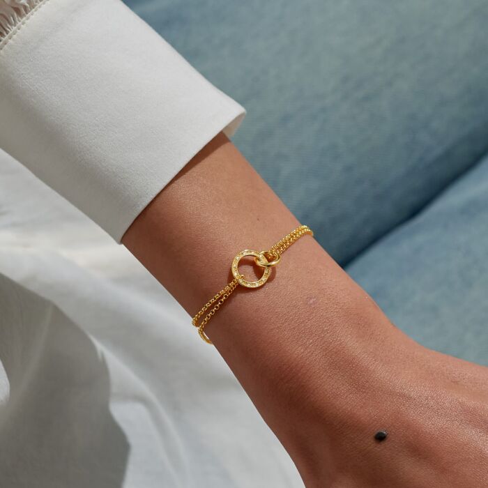 Evermore Linked Circles Bracelet In Gold-Tone Plating