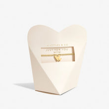 Load image into Gallery viewer, &#39;Just for Mom&#39; Bracelet in The Heart Gift Box

