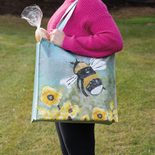 Load image into Gallery viewer, Market Tote - Bumble Bee

