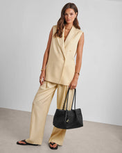 Load image into Gallery viewer, Nova Hand Woven Small Shoulder Tote in Black
