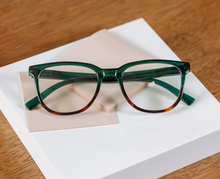 Load image into Gallery viewer, Penn Green/Tortoise Horn- Peepers Readers
