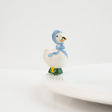 Load image into Gallery viewer, Porch Pal Goose
