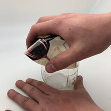 Load image into Gallery viewer, Vineyard Silicone Jar Opener
