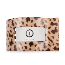 Load image into Gallery viewer, Blonde Tortoise Large Flat Rectangle Hair Clip
