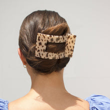 Load image into Gallery viewer, Blonde Tortoise Large Flat Rectangle Hair Clip
