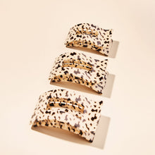 Load image into Gallery viewer, Blonde Tortoise Small Flat Rectangle Hair Clip
