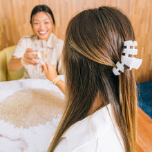 Load image into Gallery viewer, Classic Coconut White Medium Claw Hair Clip
