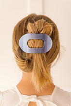 Load image into Gallery viewer, Hampton Bay Large Flat Round Hair Clip
