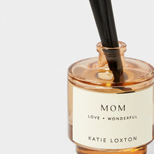 Load image into Gallery viewer, Sentiment Reed Diffuser &#39;Mom&#39; - Fresh Linen And White Lily
