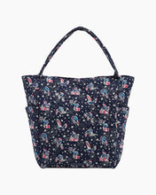 Load image into Gallery viewer, Vera Bradley Bright Tote - Holiday Owls
