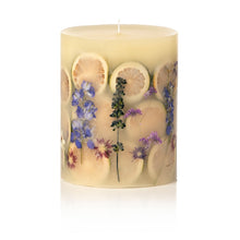 Load image into Gallery viewer, Rosy Rings - Roman Lavender Small Round Botanical Candle with Gilded Glass Coaster
