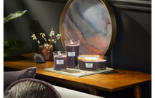 Load image into Gallery viewer, Amethyst &amp; Amber Ellipse WoodWick Candle
