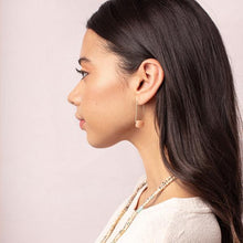 Load image into Gallery viewer, Floating Stone Earring - Sunstone/Gold
