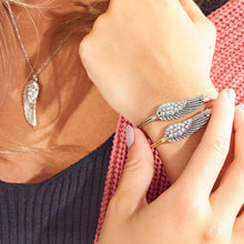 Load image into Gallery viewer, Crystal Angel Wing Bracelet
