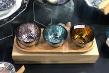Load image into Gallery viewer, Set of 3 Colored Bowls &amp; Tray

