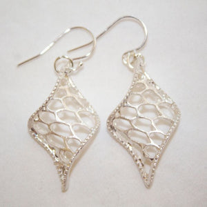 Curved Web Earrings