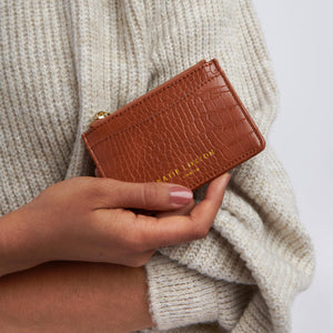 Cara Curve Card Holder - Cognac