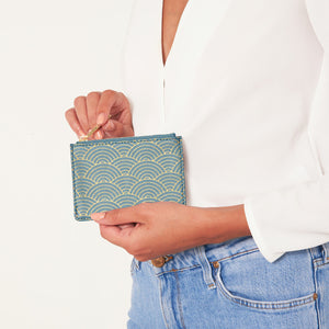 Wave Print Card Holder - Metallic Blue