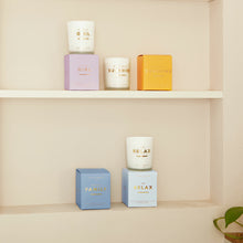 Load image into Gallery viewer, Dreaming of Sunshine Candle - Pomelo and Lychee Flower
