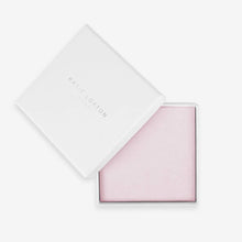 Load image into Gallery viewer, Summer Solstice - Pink Shell Gold Necklace
