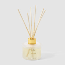 Load image into Gallery viewer, Mom in a Million Reed Diffuser - Grapefruit and Pink Peony
